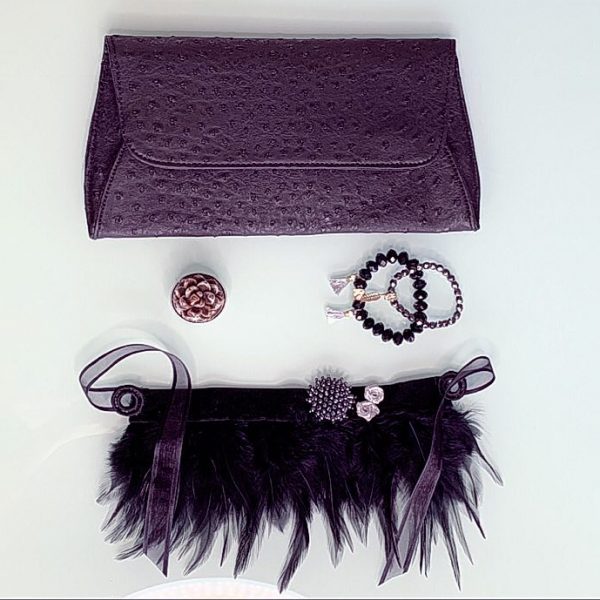 Feathered Craft 'Extravaganzaa' Necklace, Semi-Precious Bracelets & Matching Purse (Black & Silver)